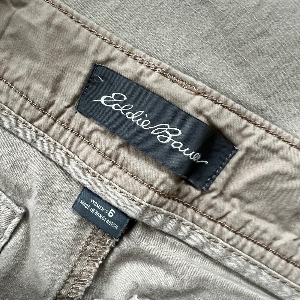 Eddie Bauer Light Khaki Carpi Size 6 - Picture 3 of 5
